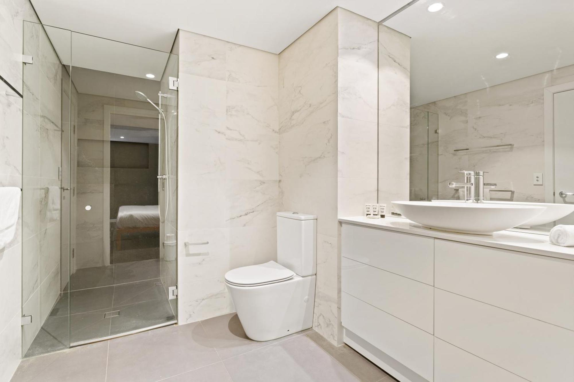 B208s - The Waverton Escape Apartment Sydney