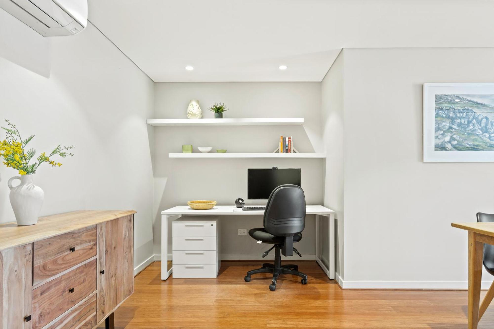 B208s - The Waverton Escape Apartment